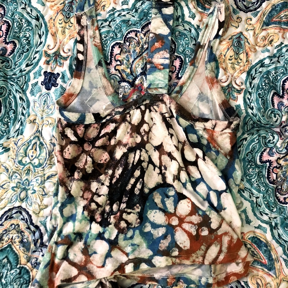 Top - Picture 3 of 4